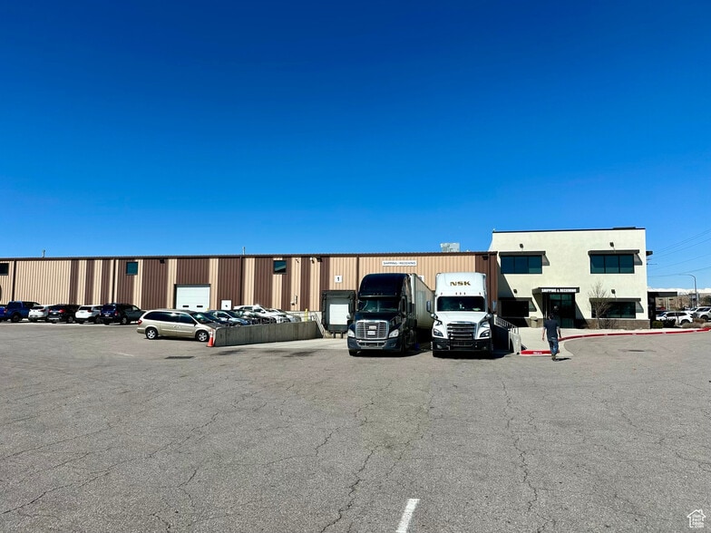 More Photos Of 848 S 2000 W, Syracuse Unknown For Lease