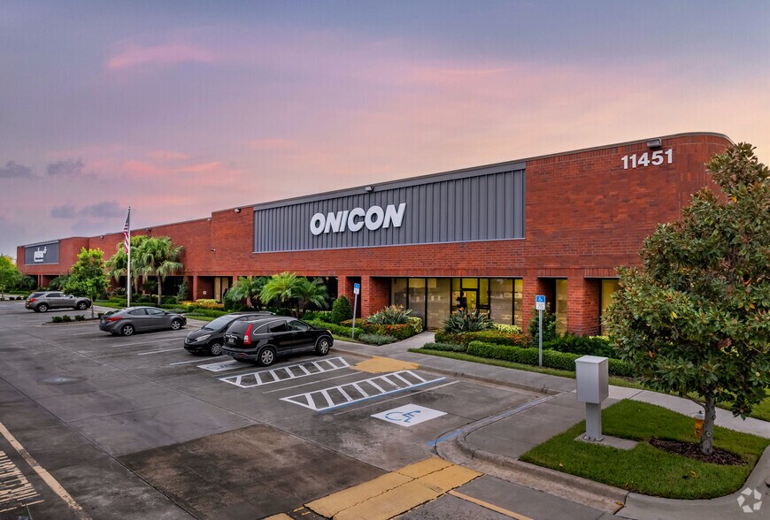 Primary Photo Of 11401 Belcher Rd, Largo Unknown For Lease