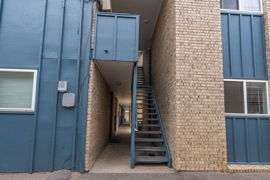 More Photos Of 1380 19th St, Boulder Apartments For Sale