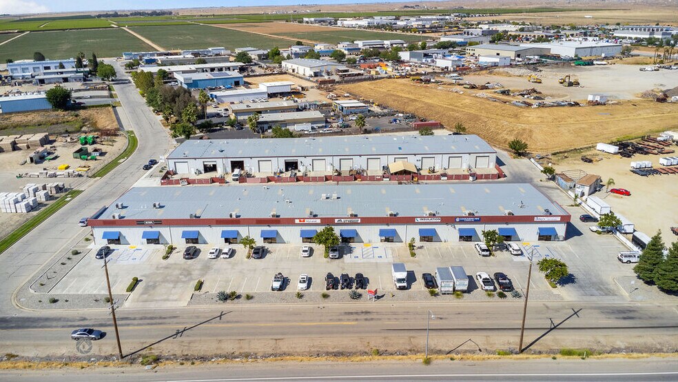 More Photos Of 3980 Saco Rd, Bakersfield Manufacturing For Lease