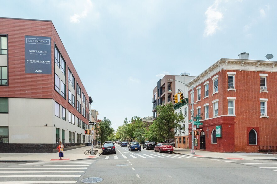 More Photos Of 555 Gates Ave, Brooklyn Apartments For Sale