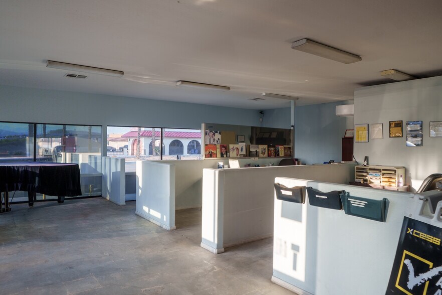 More Photos Of 83373-83407 State Highway 111, Indio Auto Dealership For Lease