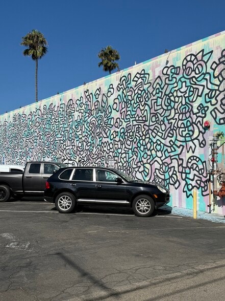 More Photos Of 208 S Coast Hwy, Oceanside Storefront For Lease