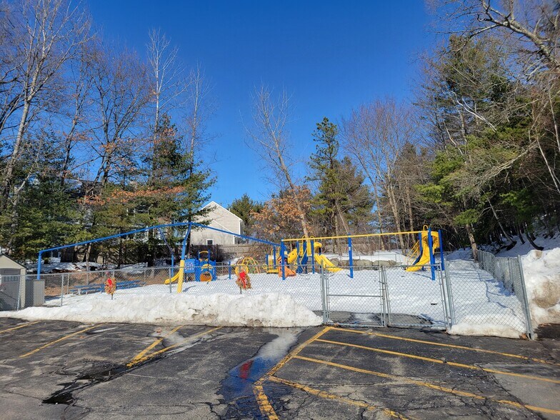 More Photos Of 160 Turnpike Rd, Chelmsford Office For Sale