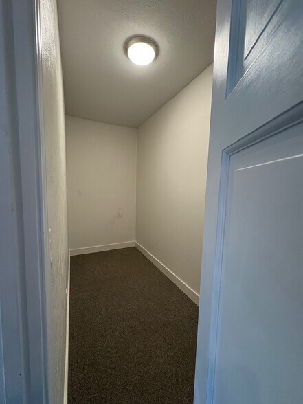 More Photos Of 1325 Shannon Rd E, Sulphur Springs Medical For Lease
