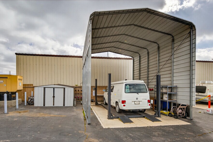 More Photos Of 31650 Dunlap Blvd, Yucaipa Office For Sale