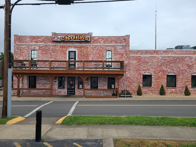 Primary Photo Of 122 W Franklin St, Gallatin Restaurant For Lease