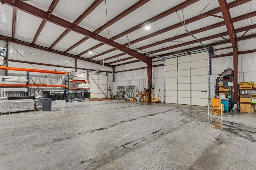 More Photos Of 215 Irvan Ct NW, Concord Flex For Lease