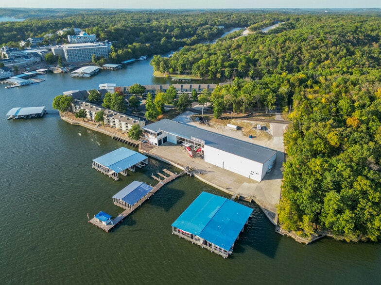 More Photos Of 6550 Pelican Dr, Osage Beach Marina For Sale