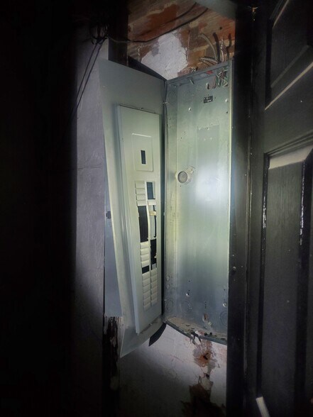 More Photos Of 5960 Dr Martin Luther King Dr, Saint Louis Bar For Sale