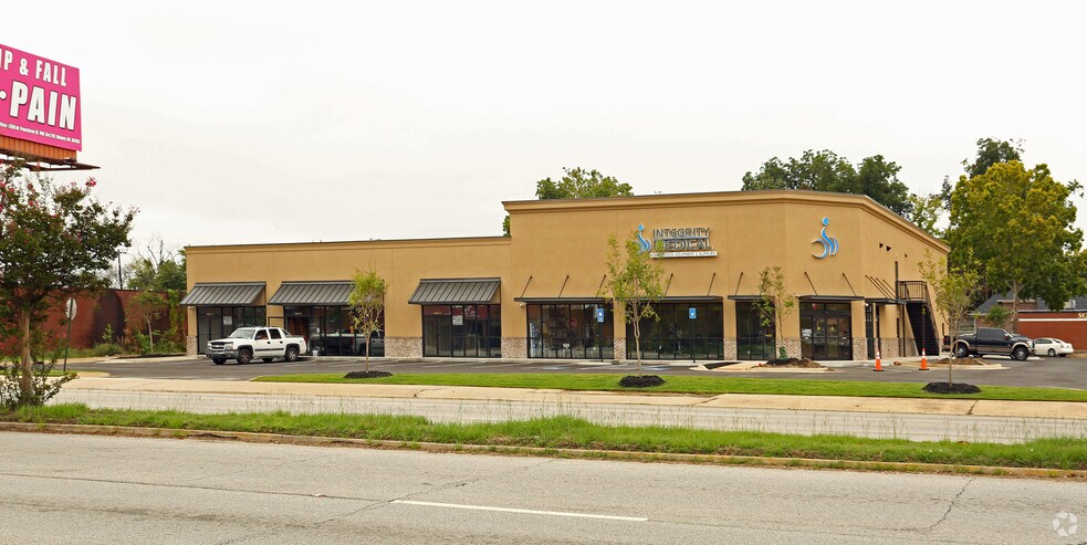 More Photos Of 1022 Walton Way, Augusta General Retail For Lease