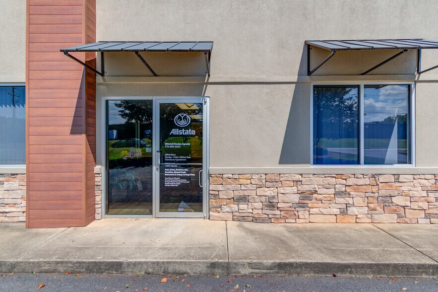 More Photos Of 3625 Hutchinson Rd, Cumming Office For Lease