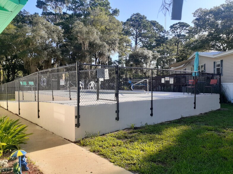 More Photos Of 11951 SW Shiloh Rd, Cedar Key Trailer Camper Park For Sale