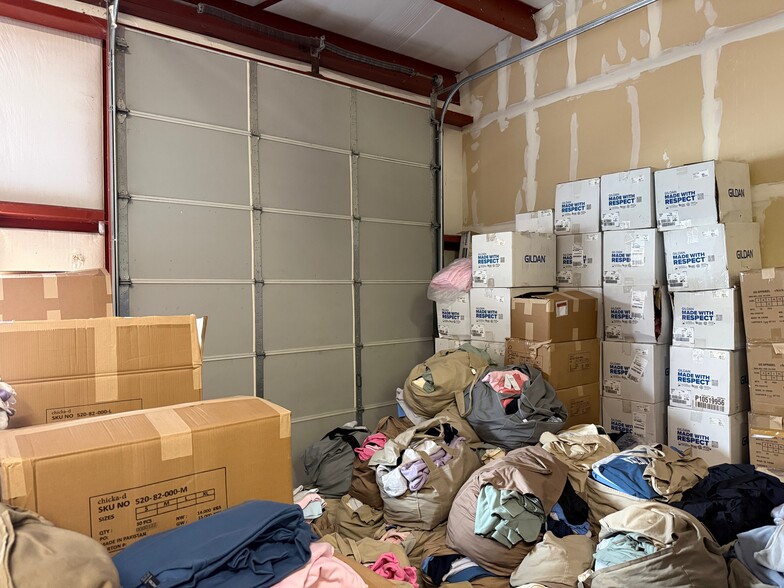 More Photos Of 309 E 2nd St, Papillion Warehouse For Lease