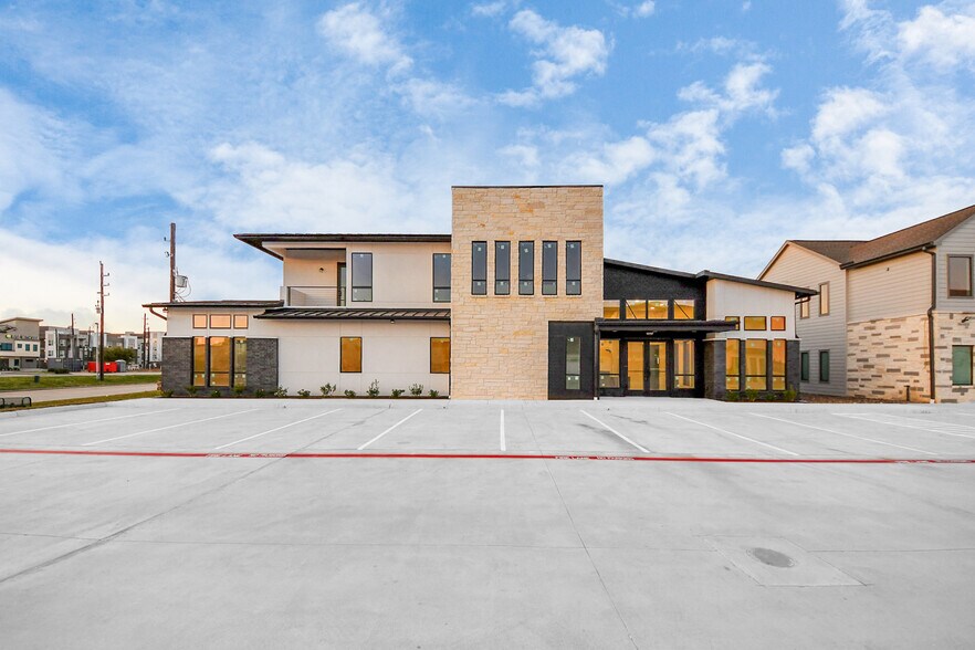 Primary Photo Of 220 Bella Katy Dr, Katy Office Residential For Lease