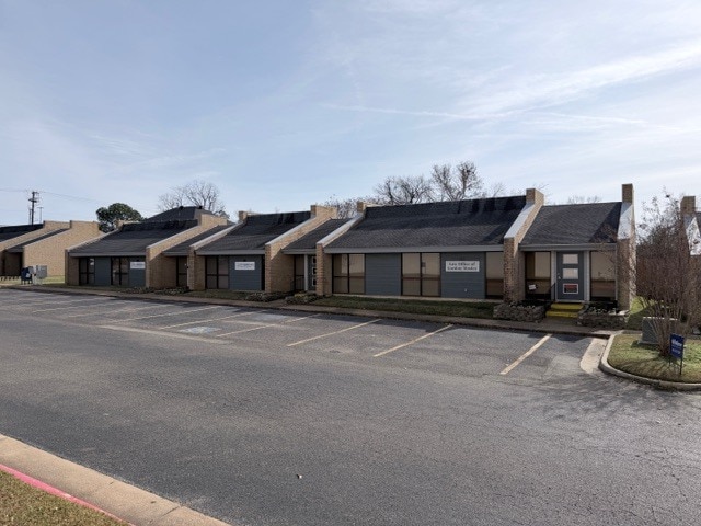 More Photos Of 4411 Old Bullard Rd, Tyler Office For Lease