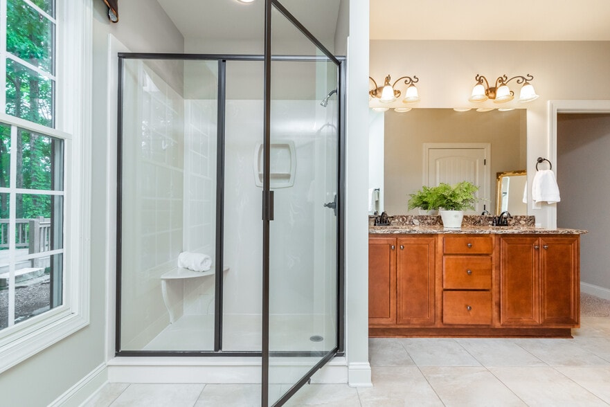 More Photos Of 565 Owens Gin Rd NE, Calhoun Lodge Meeting Hall For Sale