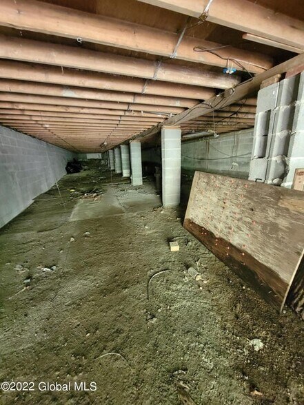 More Photos Of 9071 US Route 9W, Athens Hotel For Sale