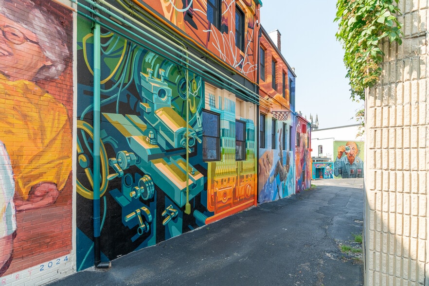 More Photos Of , Knoxville Unknown For Sale