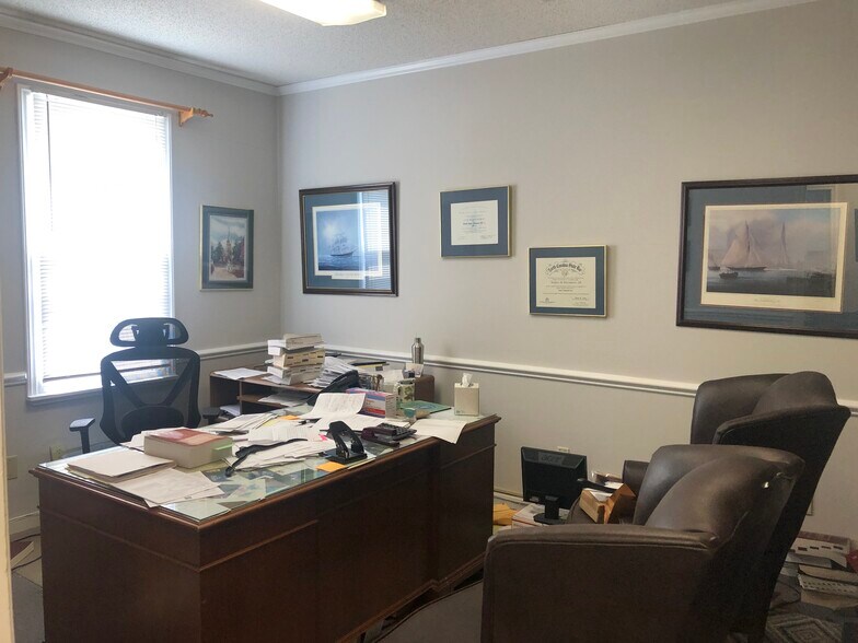 More Photos Of 410 New Bridge St, Jacksonville Office For Lease