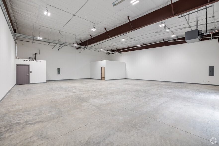 More Photos Of 30 Wood Rd, Round Lake Unknown For Lease