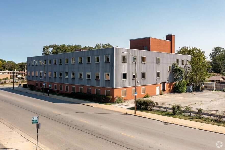 Primary Photo Of 1807 E 87th St, Chicago Medical For Sale