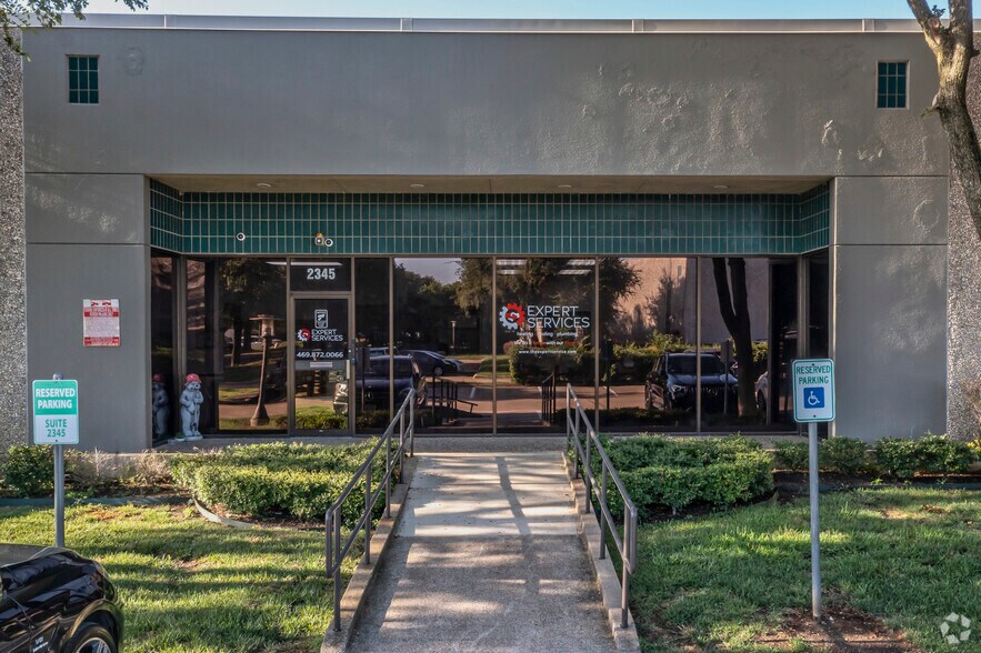 More Photos Of 2345-2355 Merritt Dr, Garland Unknown For Lease