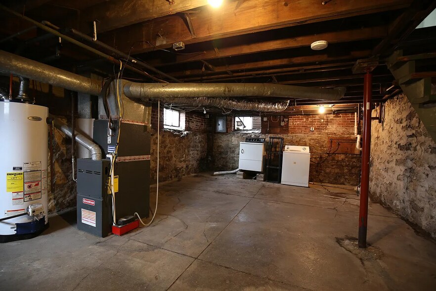 More Photos Of 2546 Neil Ave, Columbus Multifamily For Sale