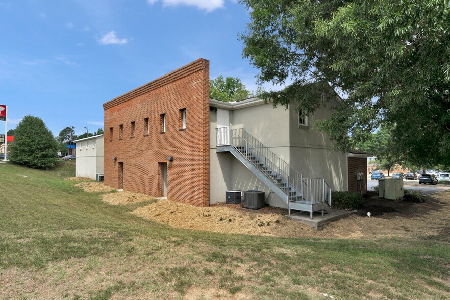 More Photos Of 1201-1203 Colonial Commons Ct, Lancaster Medical For Lease