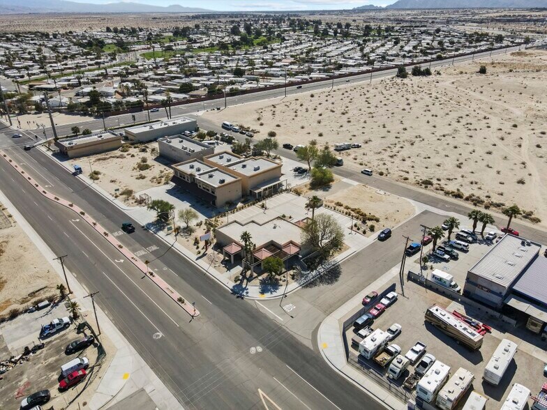 More Photos Of 72885 Ramon Rd, Thousand Palms General Retail For Sale