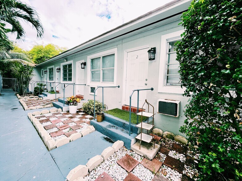 More Photos Of 7630 Byron Ave, Miami Beach Apartments For Sale