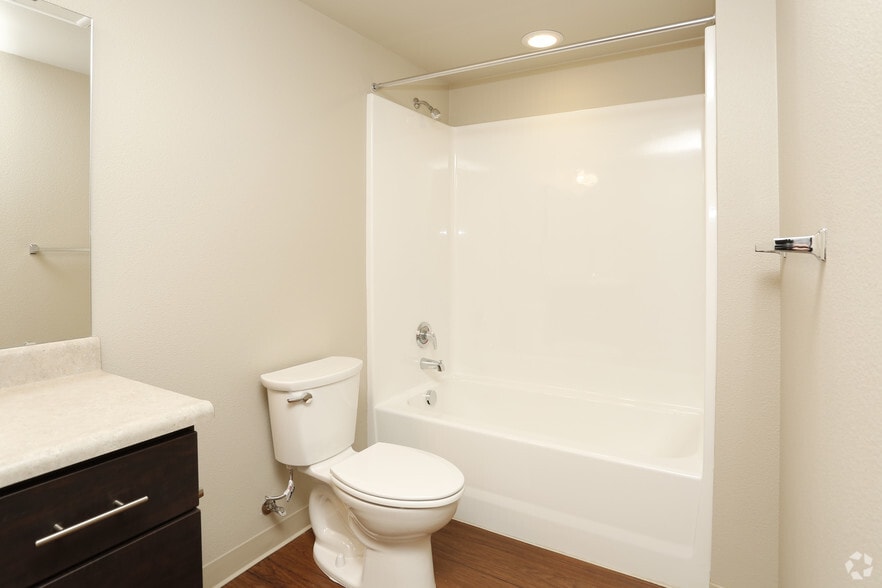 More Photos Of 4419-4439 NE Fremont St, Portland Apartments For Sale