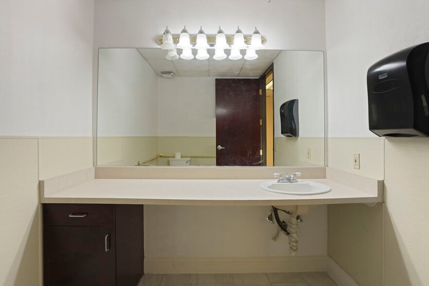More Photos Of 3133 W March Ln, Stockton Medical For Sale