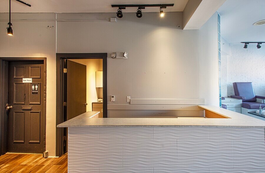 More Photos Of 140 Main St, Northampton Office For Lease