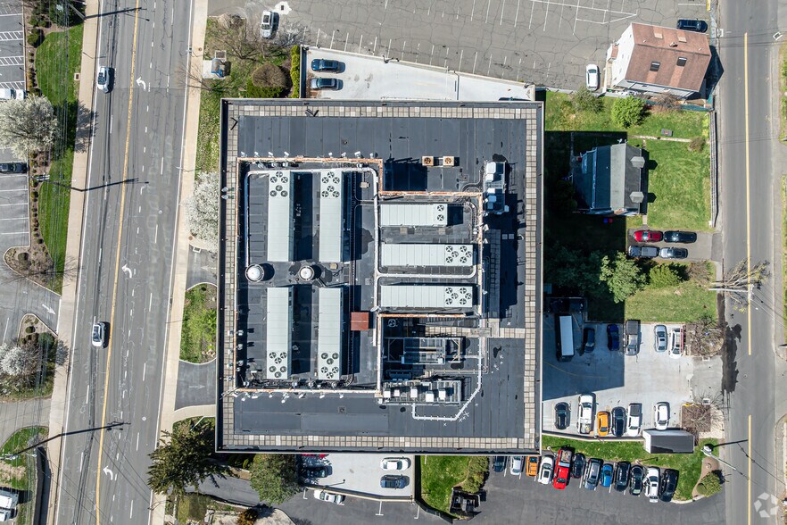 More Photos Of 200 Connecticut Ave, Norwalk Office For Lease