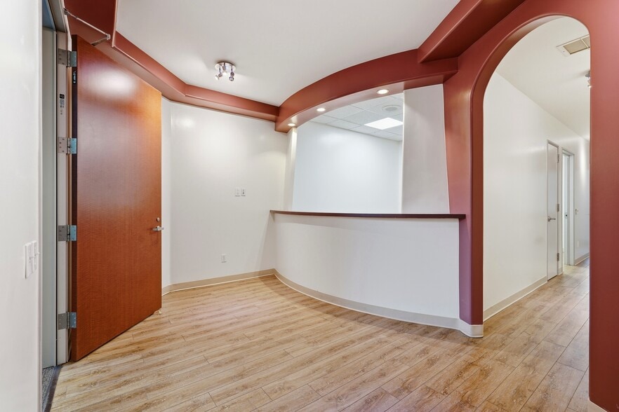 More Photos Of 1000 Newbury Rd, Thousand Oaks Medical For Sale