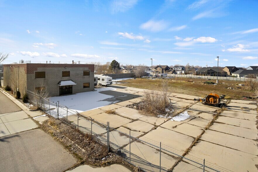 More Photos Of 2016 W 2300 N, Clinton Land For Sale