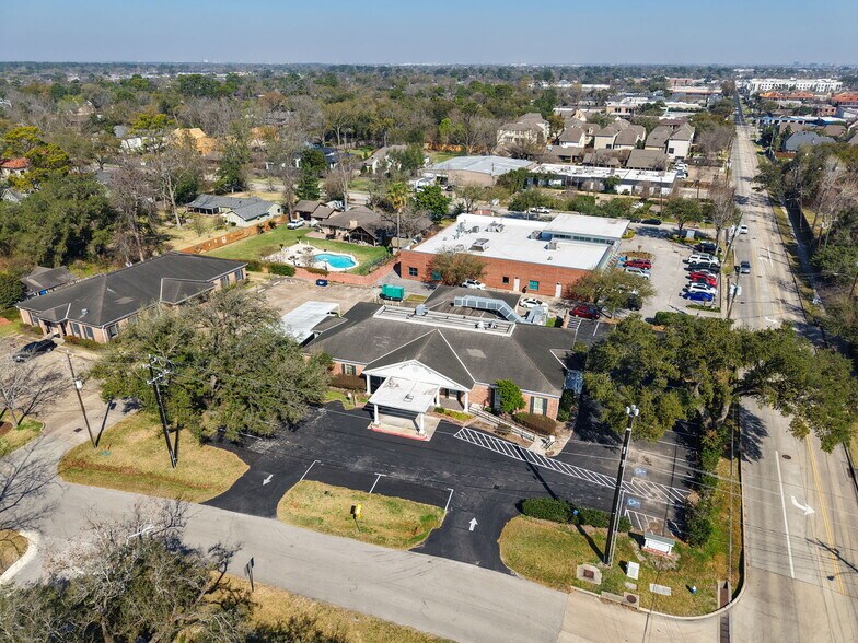 More Photos Of 1233 Campbell Rd, Houston Medical For Sale