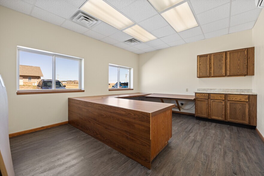 More Photos Of 5629 Bob Ln, Black Hawk Warehouse For Sale