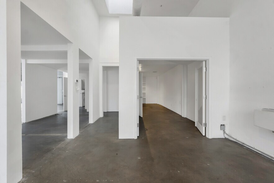 More Photos Of 7176 W Sunset Blvd, Los Angeles Storefront Retail Office For Sale