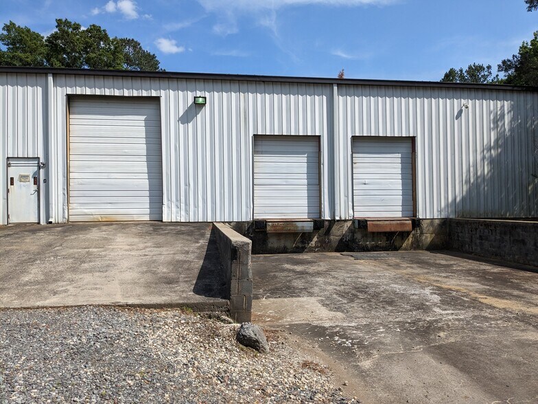More Photos Of 5025 Old York Rd, Rock Hill Distribution For Lease