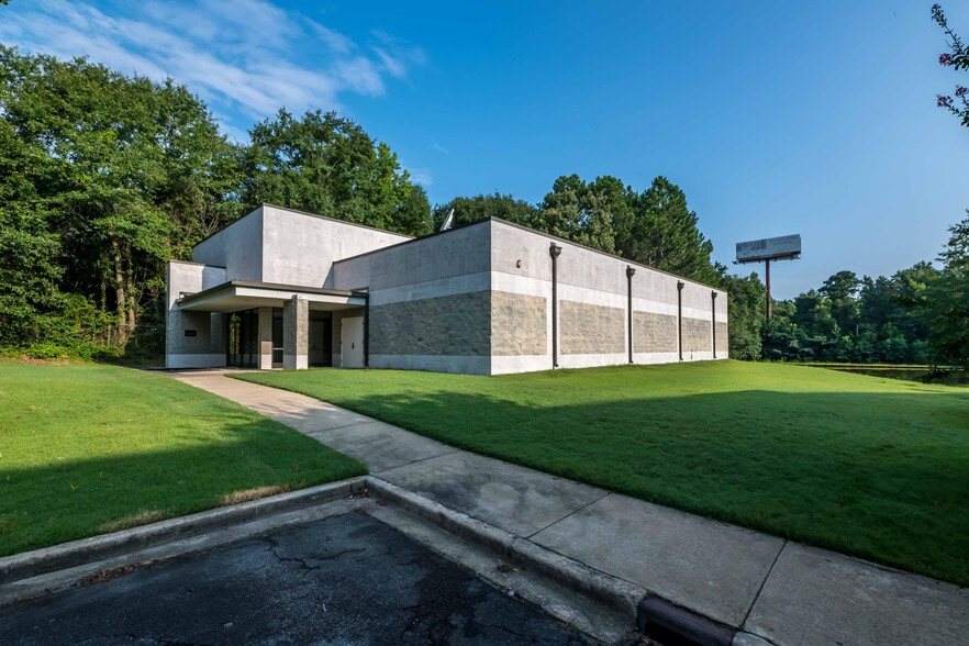 6007 Veterans Pky, Columbus, GA 31909 Office For Lease