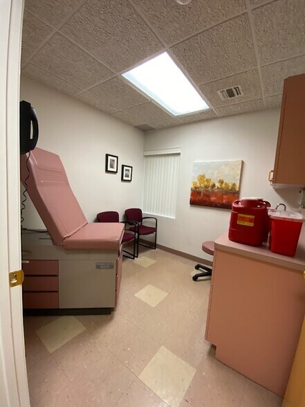 More Photos Of 2500 Nesconset Hwy, Stony Brook Unknown For Lease