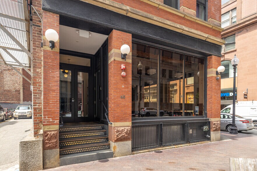 More Photos Of 41-45 Broad St, Boston Apartments For Sale