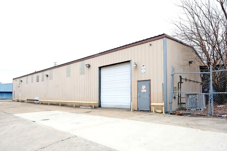 Primary Photo Of 847 Mt Vernon Ave, Portsmouth Warehouse For Lease