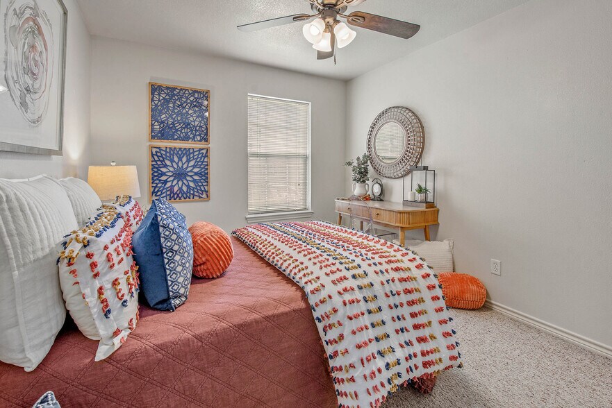 More Photos Of 1128-1136 Gridiron Drive, College Station Apartments For Sale