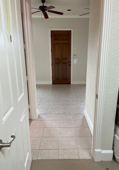 More Photos Of 11123 McCracken Cir, Cypress Office For Sale