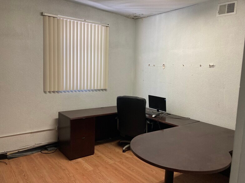 More Photos Of 199-201 N 12th St, Newark Warehouse For Sale