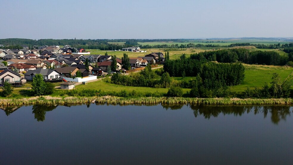 More Photos Of 6740 Cedar Way, Innisfail Land For Sale