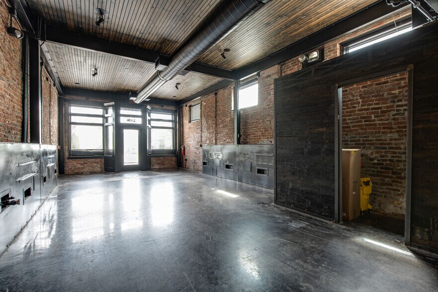 More Photos Of 1314 Jo Johnston Ave, Nashville Freestanding For Sale